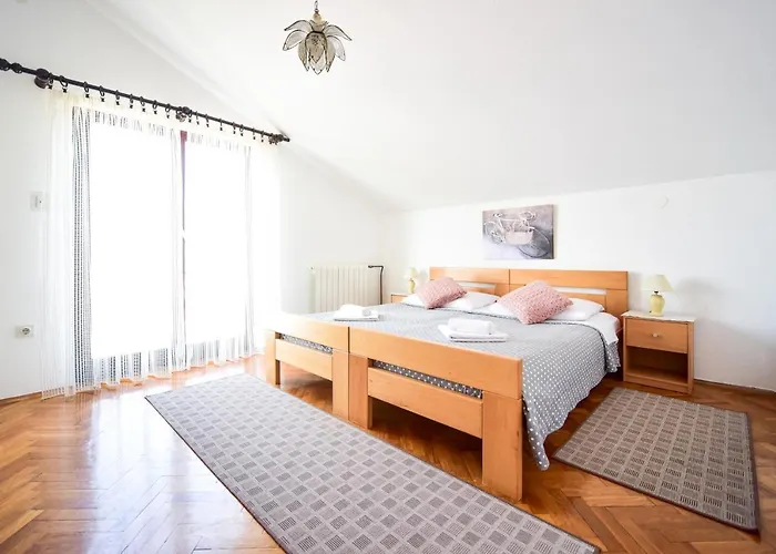 דירה With Parking Space Zadar - Diklo, Zadar - 9671 דיקלו